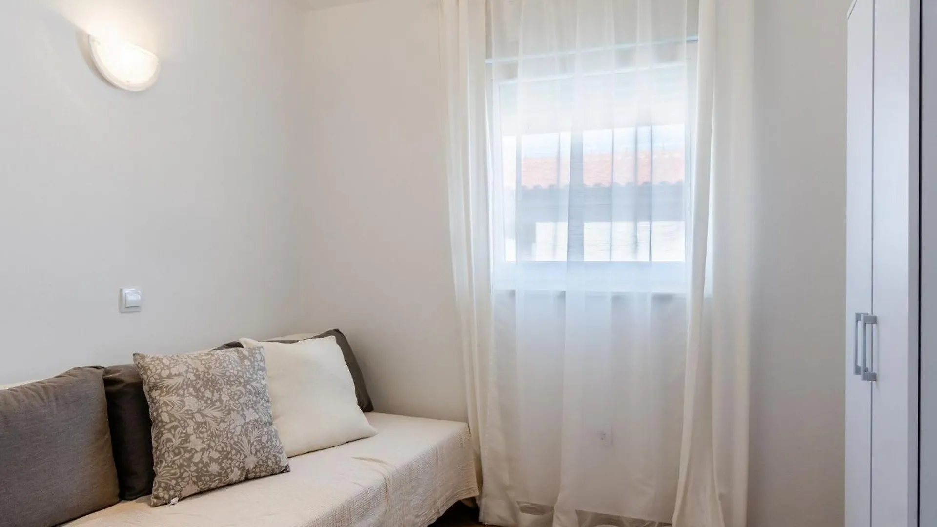 Apartments Quercus Vir