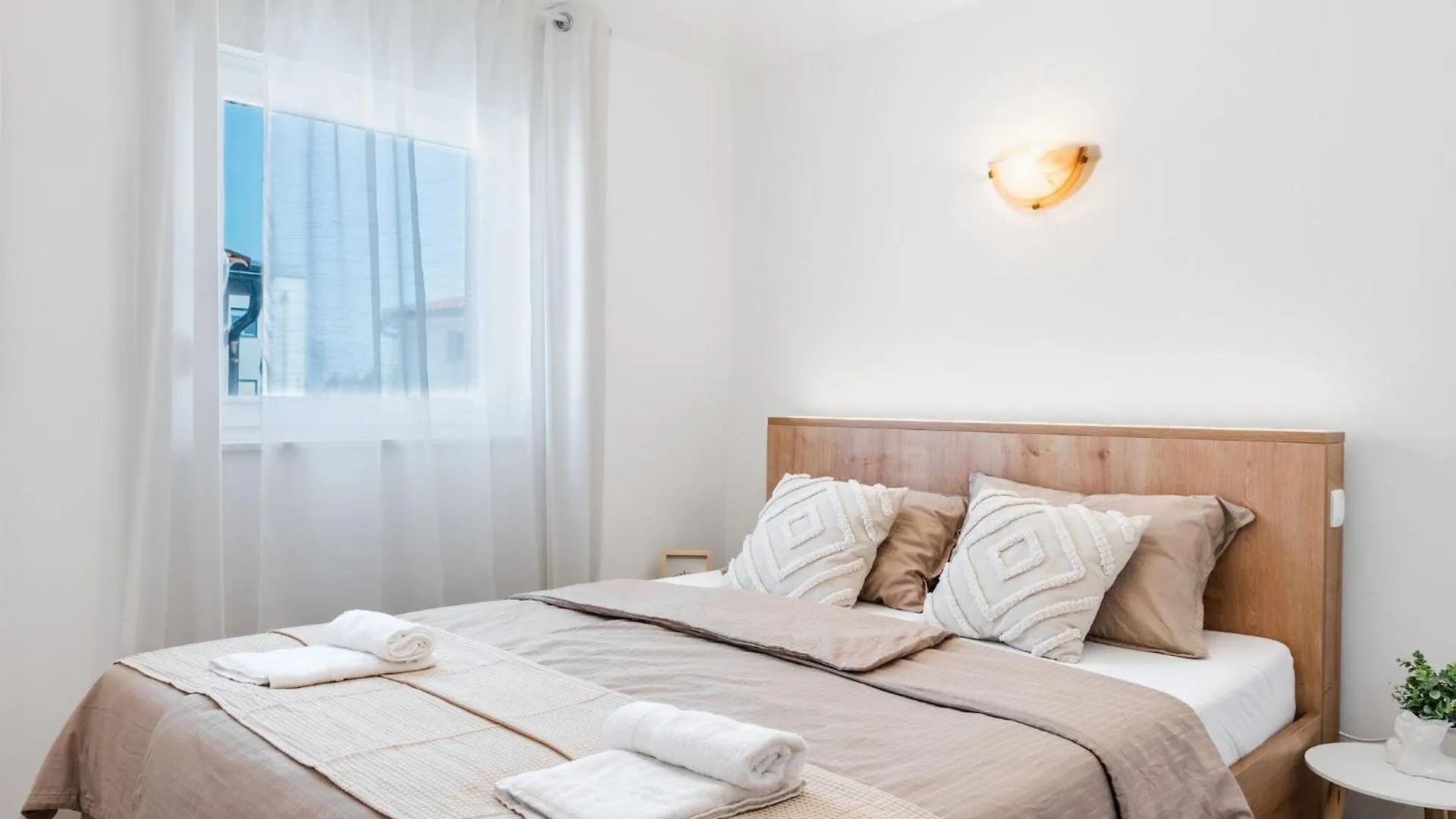Apartments Quercus Vir