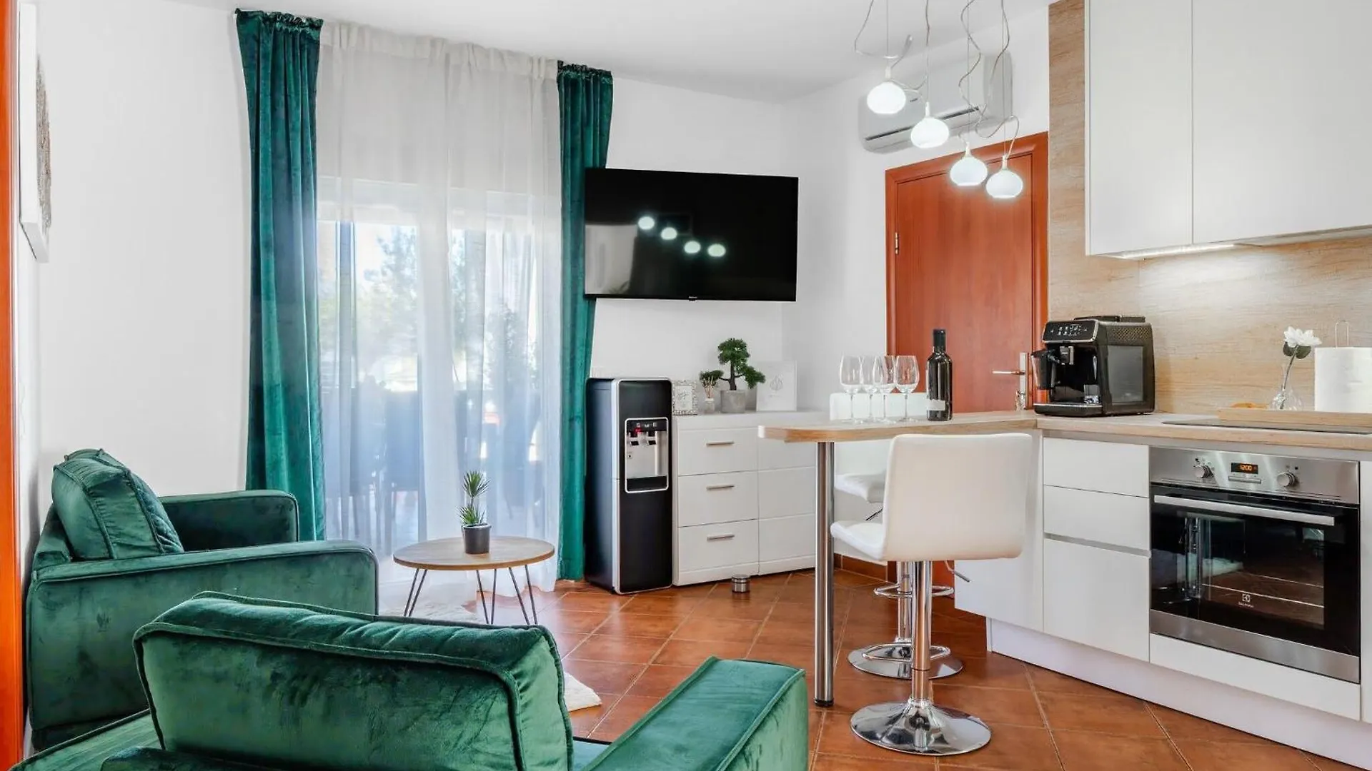 Apartments Quercus Vir