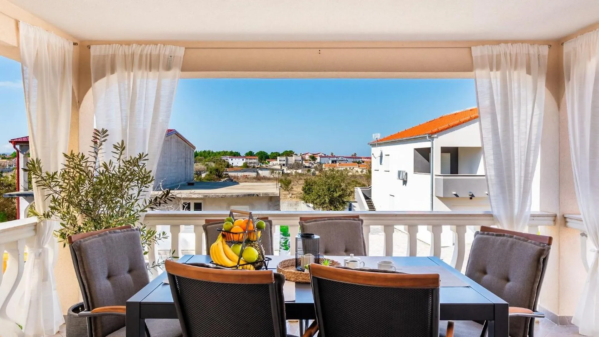 Apartments Quercus Vir